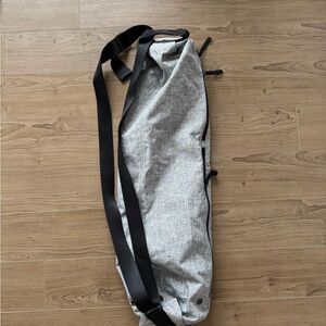 Lululemon Gray Yoga Bag with Black Strap